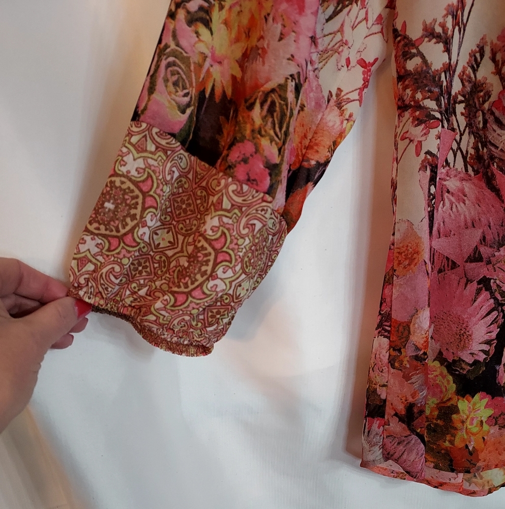 Fig & Flowers Sheer Floral Fairy Loose Fit Blouse Size M - Picture 6 of 10